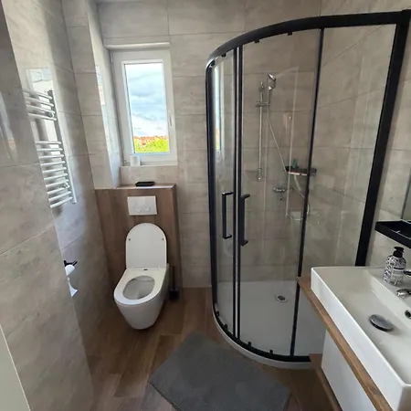 Apartment 14 Borowska 268 Parking *