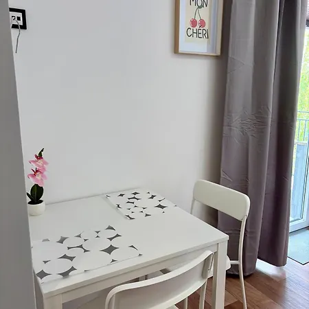 14 Borowska 268 Parking * Wroclaw